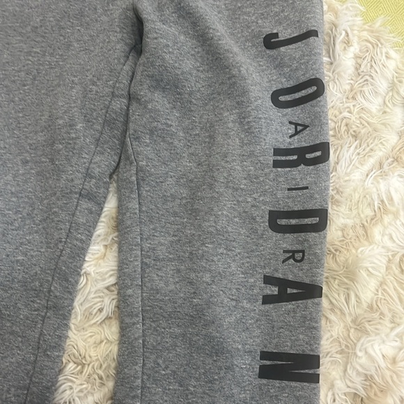 Boys sweatpants - Picture 2 of 3